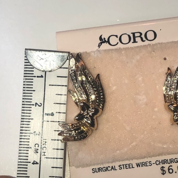 Vtg Coro Gold Tone Flower Floral Leaf Stud Earrings Surgical Sterling Post 1.2” - Picture 3 of 3
